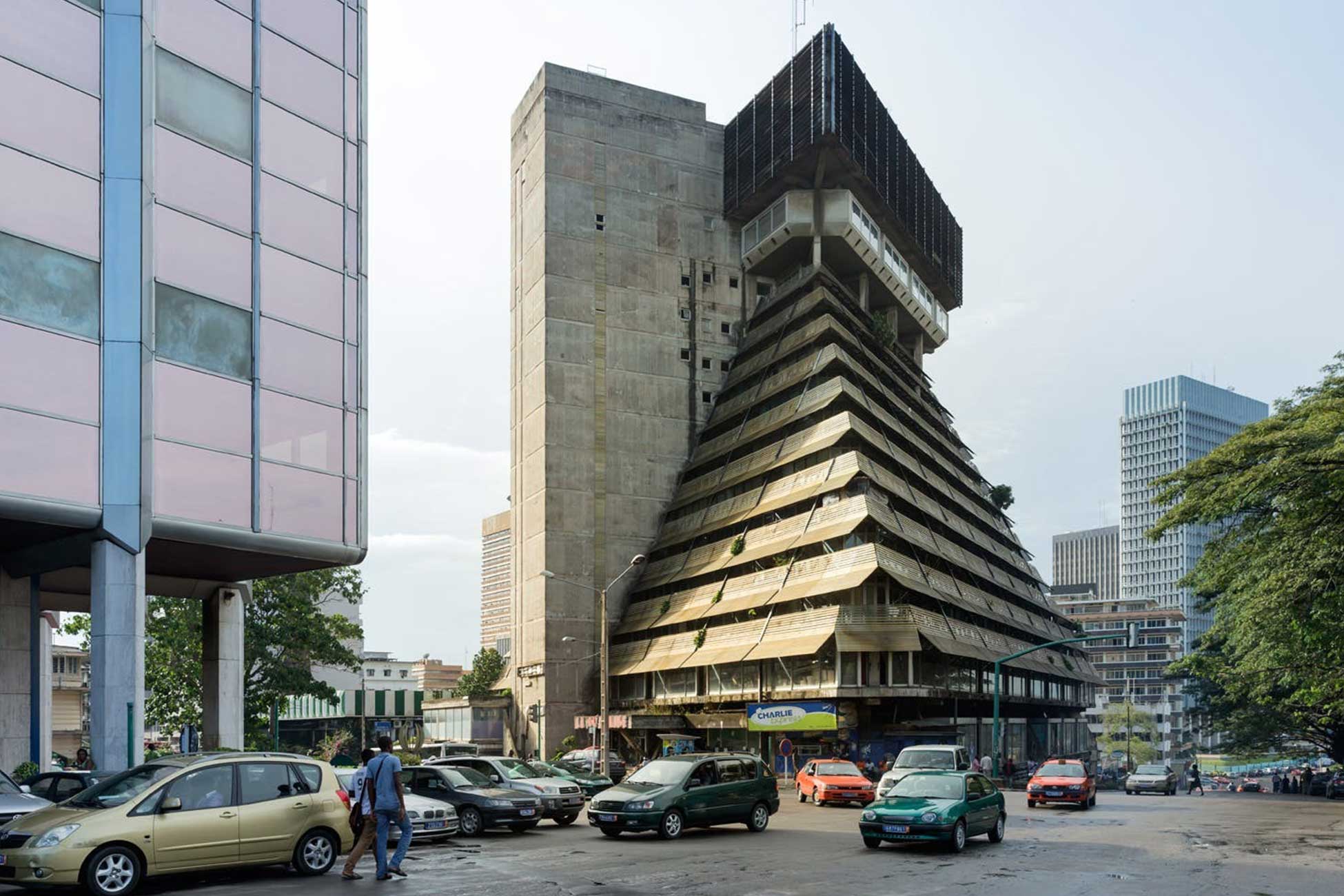 Open a bank account in Abidjan