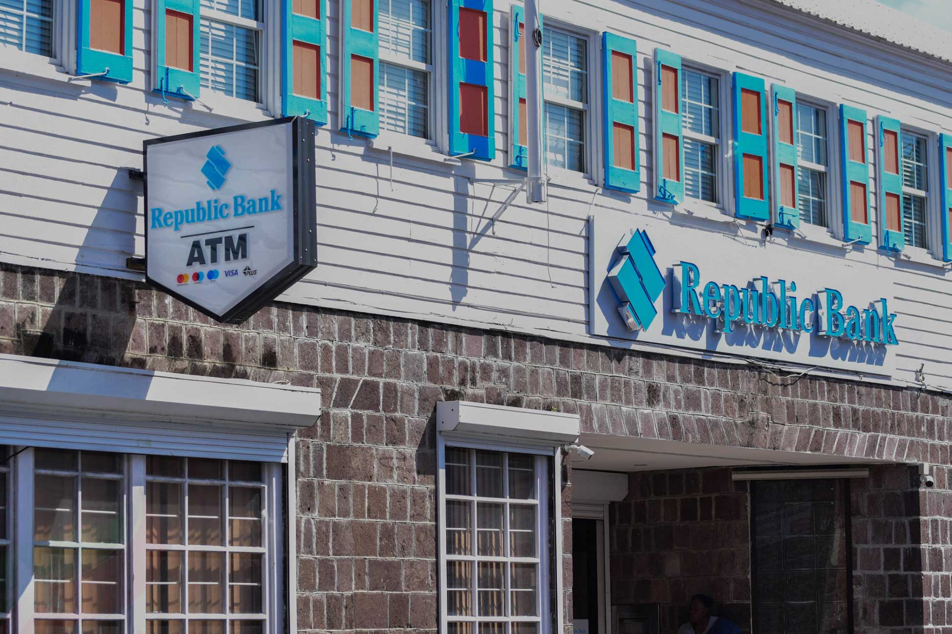 Open a bank account in Saint Kitts and Nevis