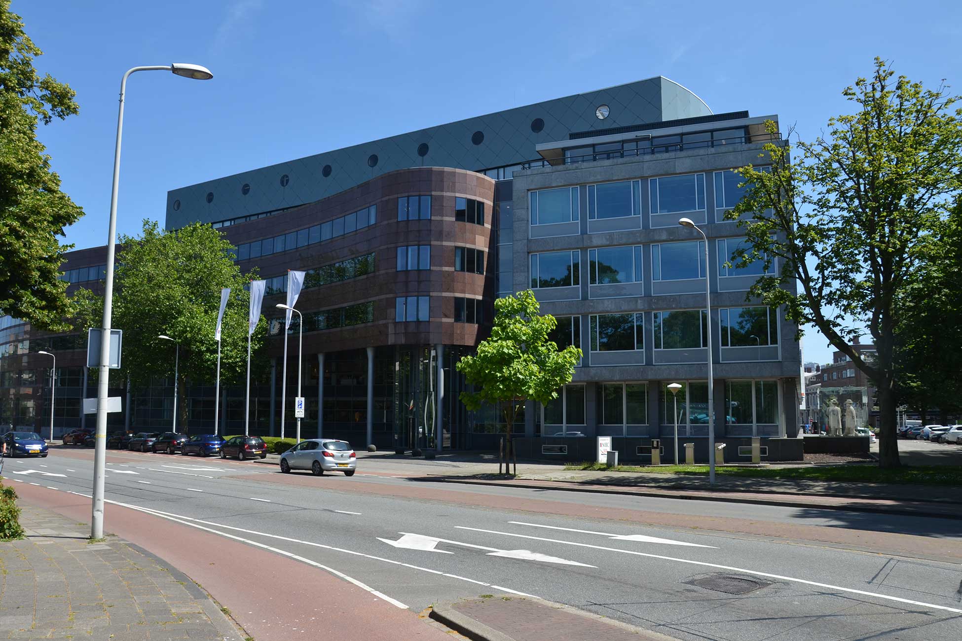Open a bank account in The Hague